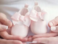 宝宝换三段奶粉最佳年龄，荷兰牛栏a2奶粉四段适合几个月宝宝吃？